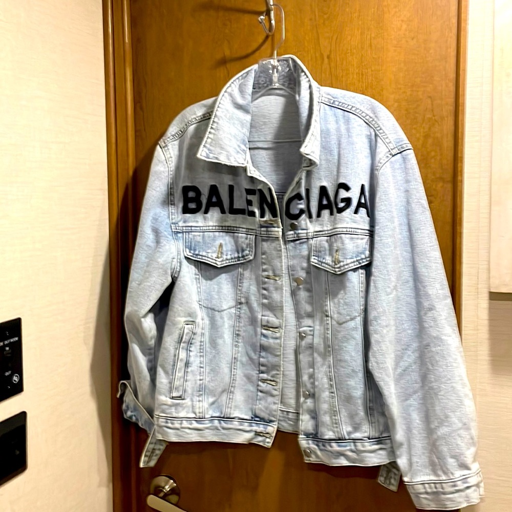 Jean jacket with black letters new